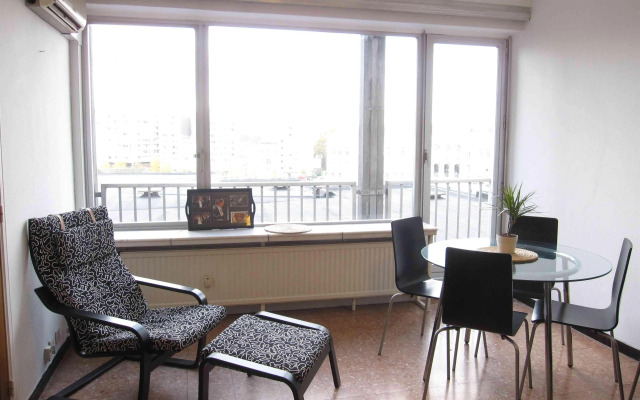 Kennedy - Studio 1st Floor - ZEA 39151