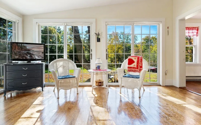 Nanas Hideaway 2 BDR Charmer!