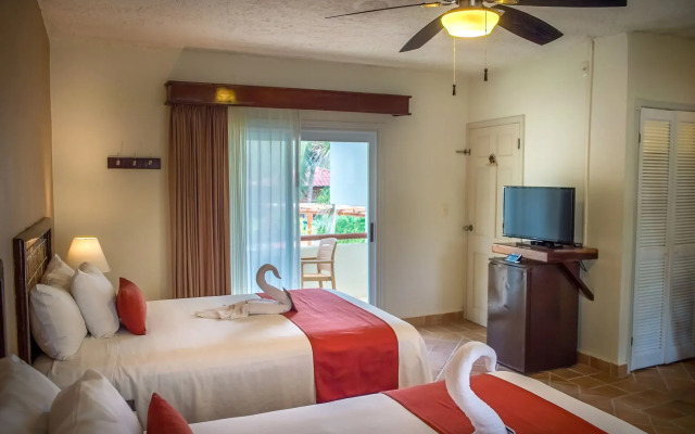 Petit Lafitte Hotel