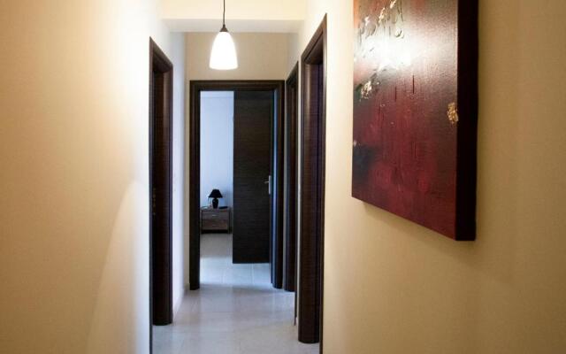 Elena & Pelagia Luxury Apartment