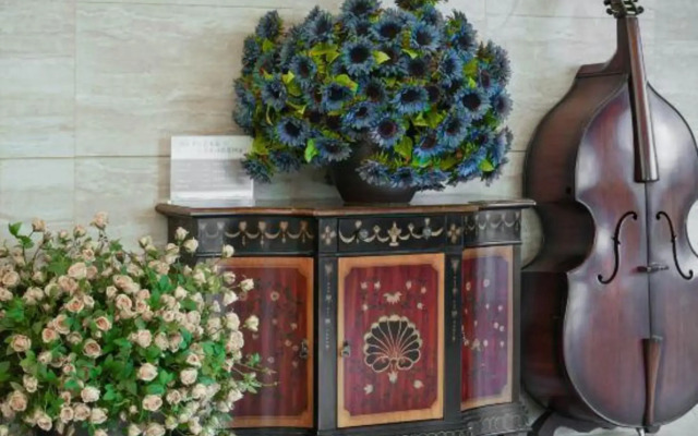 Sanjiang Riverside Hotel