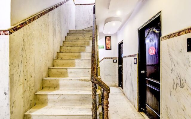 OYO 2064 Hotel The Spot