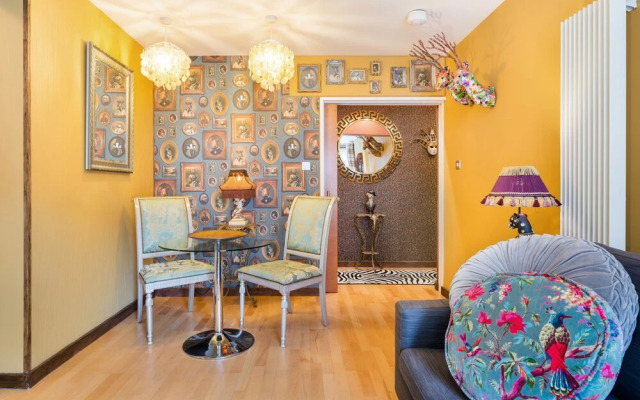 Quirky 1 Bedroom Apartment Next to Holyrood Palace
