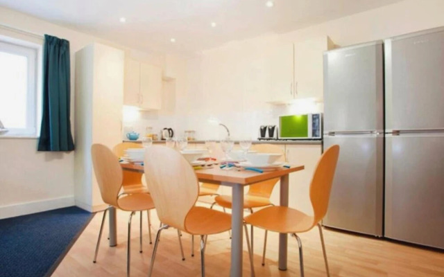 Stylish Rooms PENRYN