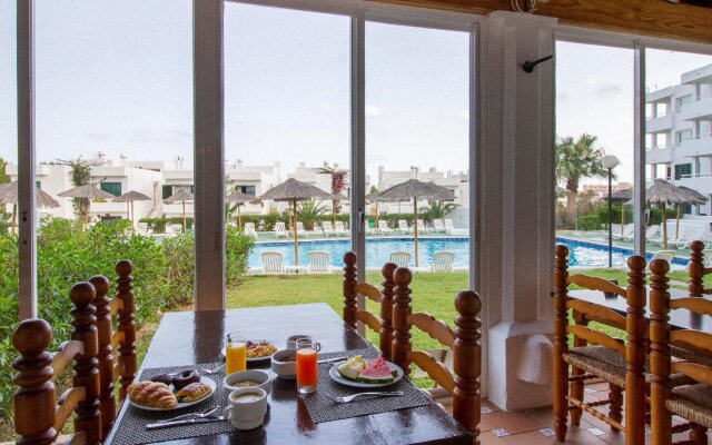Camelina Suites