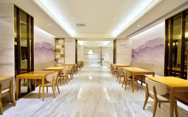 Ji Hotel Shanghai Xinzhuang Longemont