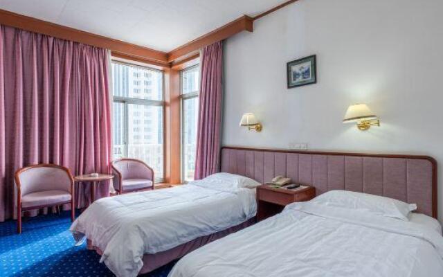 China Hualu Hotel