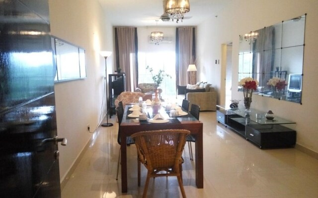 Windsor Tower Serviced Apartment