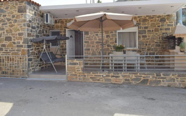 Cosy Home at Almyrida 80m from the beach