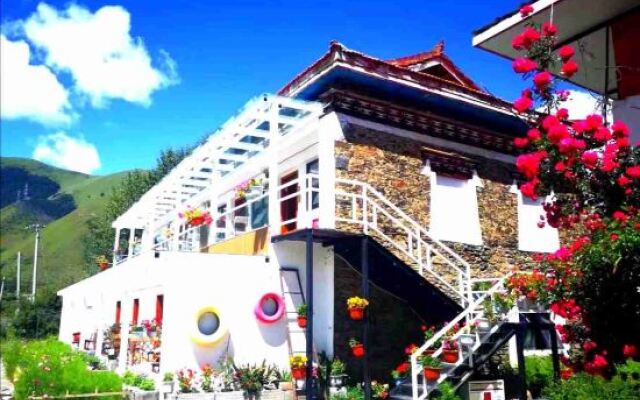 Garze Traveler's Inn