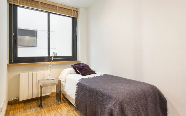 My Space Barcelona Executive Apartments Center