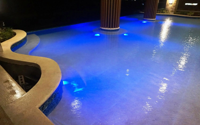 Central Park Reef Resort