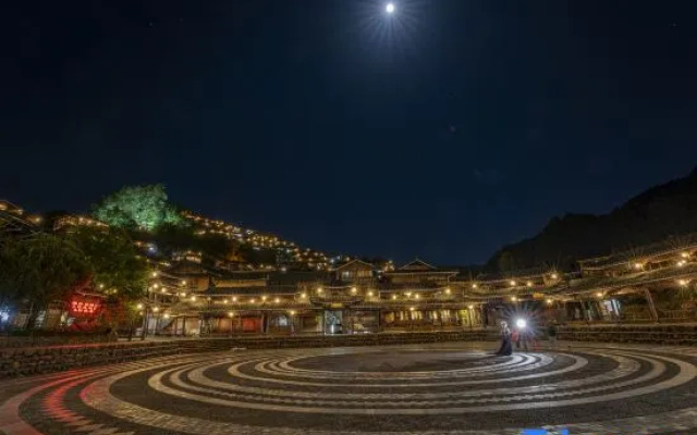 Xijiang Mishan Residence Scenic Homestay Qianhu Miao Village(No.4 Fengyu Bridge Museum Store)