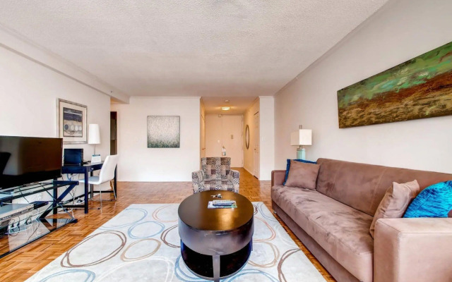 Global Luxury Suites at the Commonwealth
