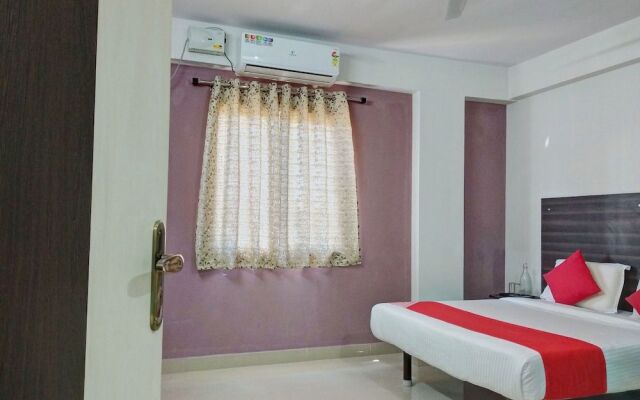 OYO 10525 Varcity Abra Madiwala