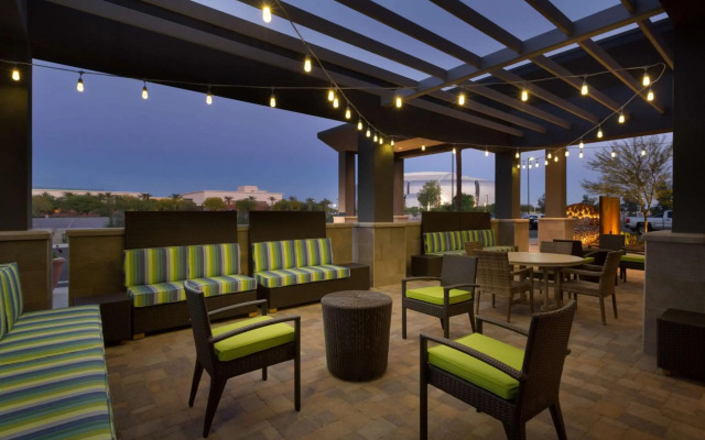 Home2 Suites by Hilton Glendale - Westgate