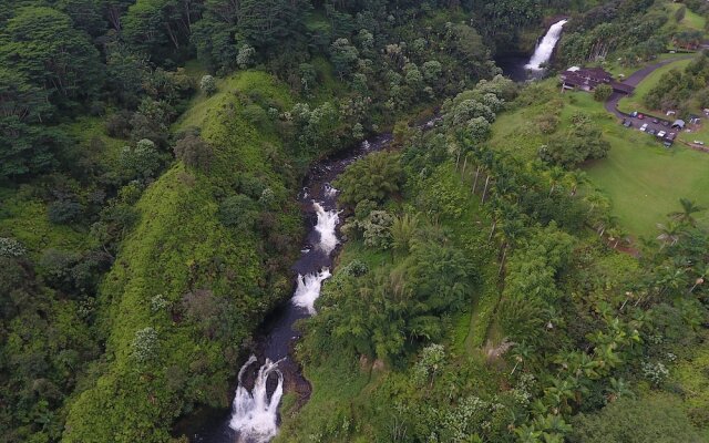 The Inn at Kulaniapia Falls