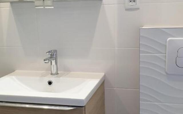 Superbement rénové studio duplex Vieil Antibes