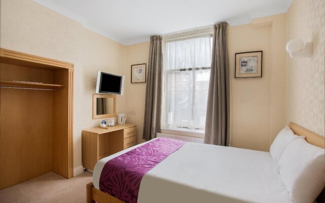 OYO London 24 Sussex