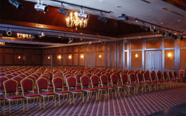 Duja Chalet Ski Center