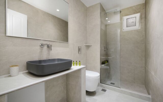 Oniropetra Apartaments