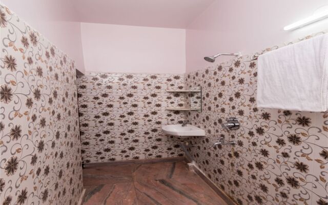 OYO 8970 New Ashoka Hotel