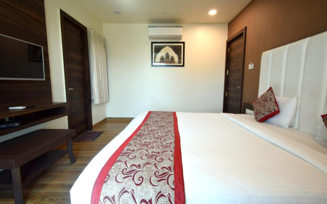 Hotel Fun Park Sanand