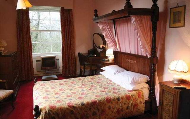 Lockerbie Manor