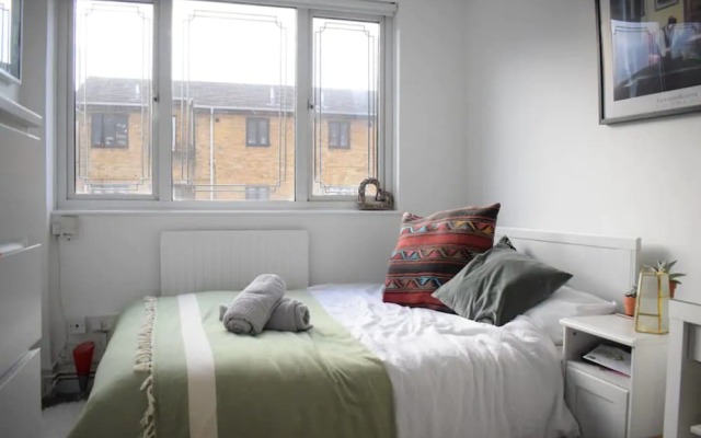 2 Bedroom Maisonette in Shoreditch