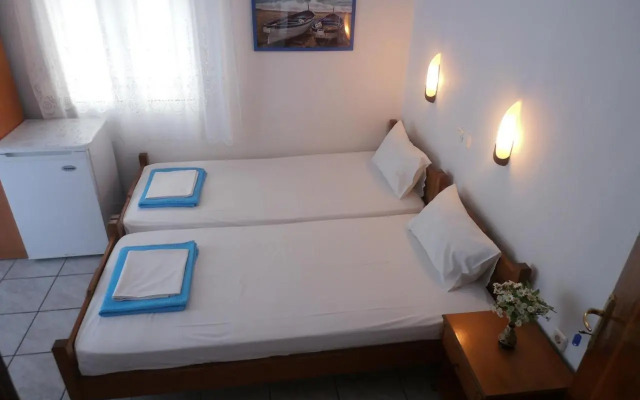 Rooms Ntontas