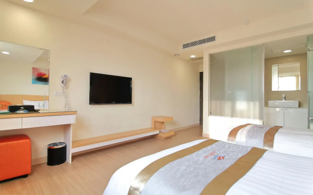 Clownfish Resort