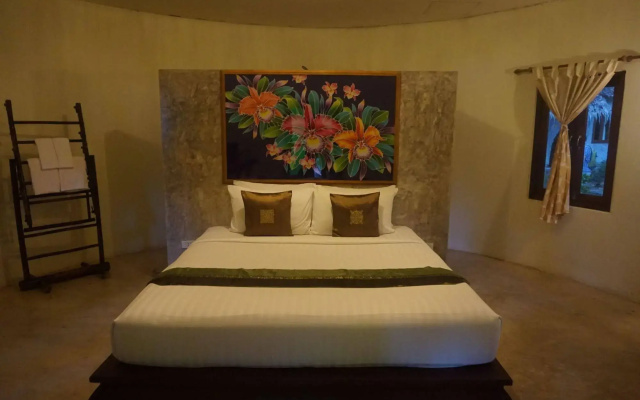 The Tropical Beach Resort