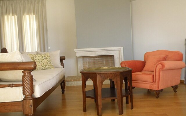 Remarkable 3-bed Villa in Chersonissos