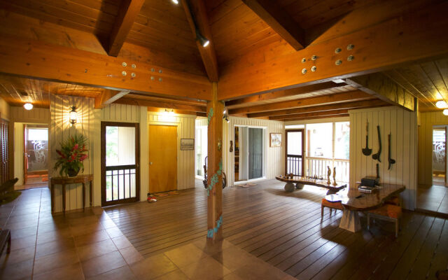 Hale Ho'o Maha Bed & Breakfast