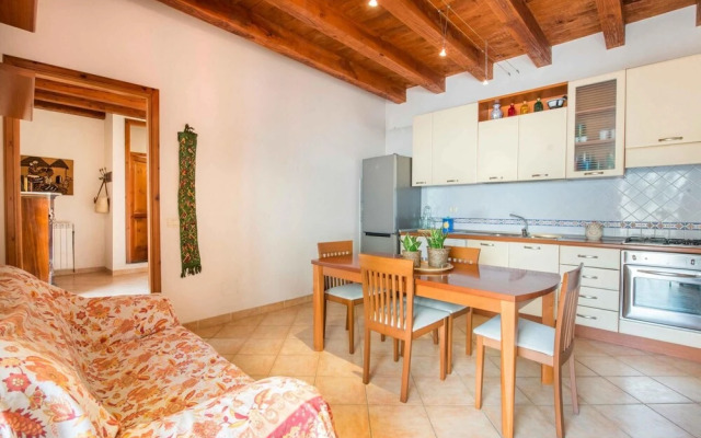 Nice Apartment in Palazzo Vatticani