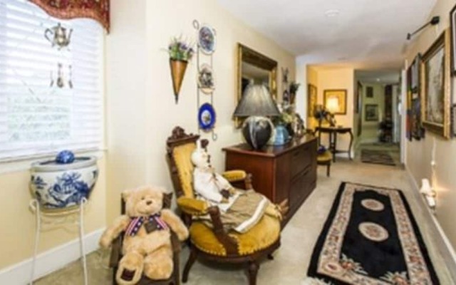 Matthews Manor Bed and Breakfast