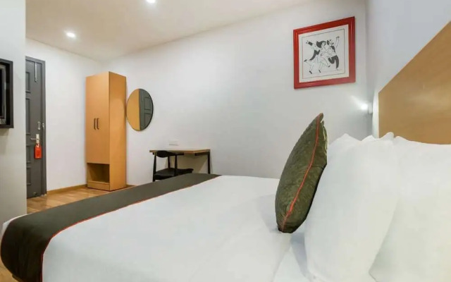 Hotel Saffron Gold