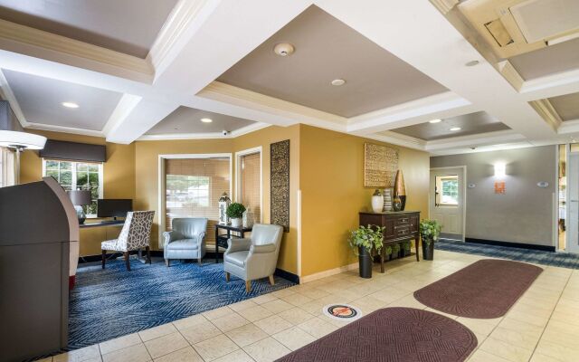 Suburban Studios Sterling - Washington Dulles