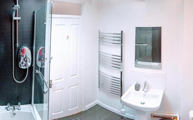 Brookview 2BR Flat Oxford City Centre Free Parking