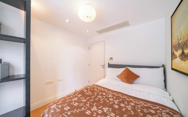 Tyms 3BR 2BA Apartment in Xujiahui