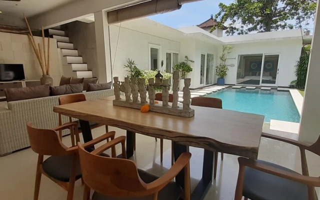Villa LA