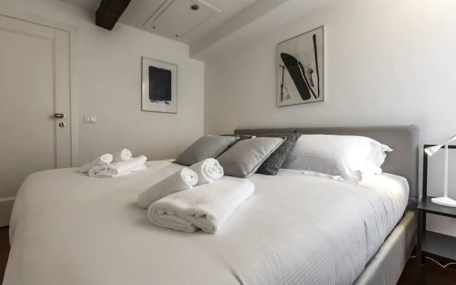 San Pantalon Luxury Penthouse R&R