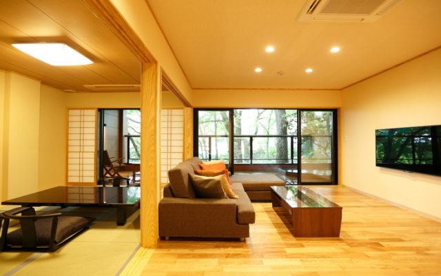 Gora Tsukinoizumi