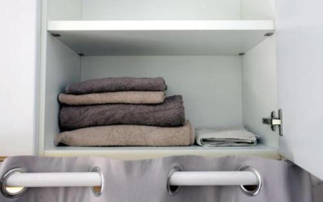 Beautiful studio close to beach private parking