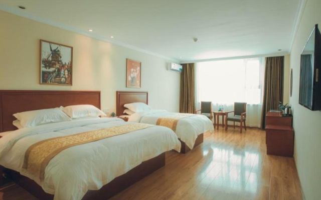 GreenTree Inn Henan Zhoukou Huaiyang County Longdu Avenue Xihe Square Express Hotel – Guest Rooms – Zhoukou
