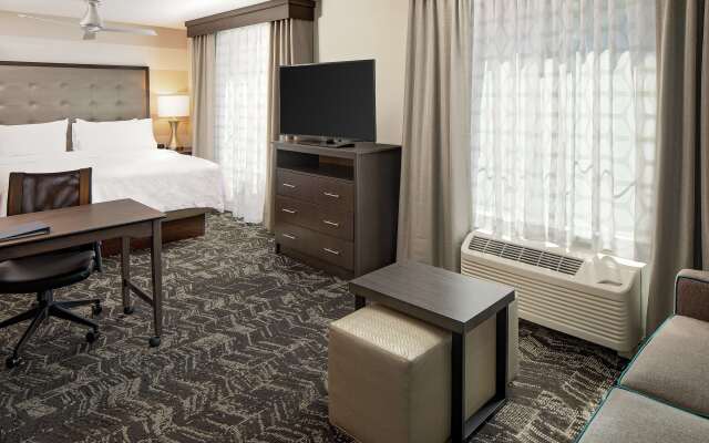 Homewood Suites by Hilton Ronkonkoma