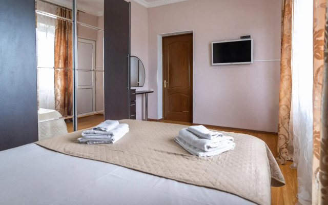 Russo Guest House