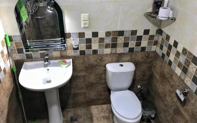 Apartment Green House