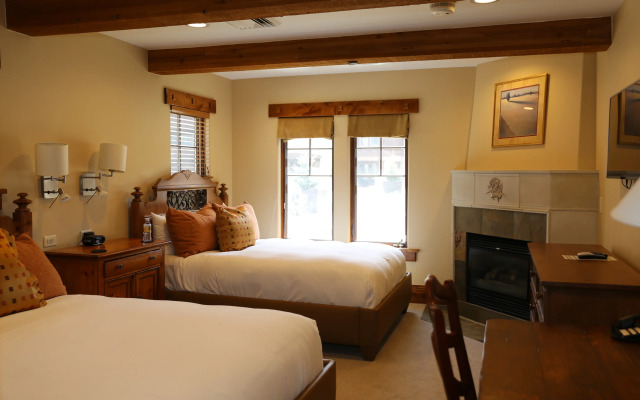 The Chateaux Deer Valley