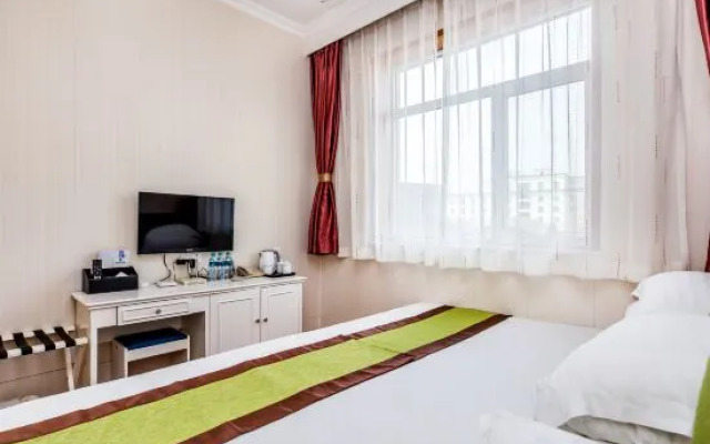 Chengde Mountain Villa Hotel (Guest Building)